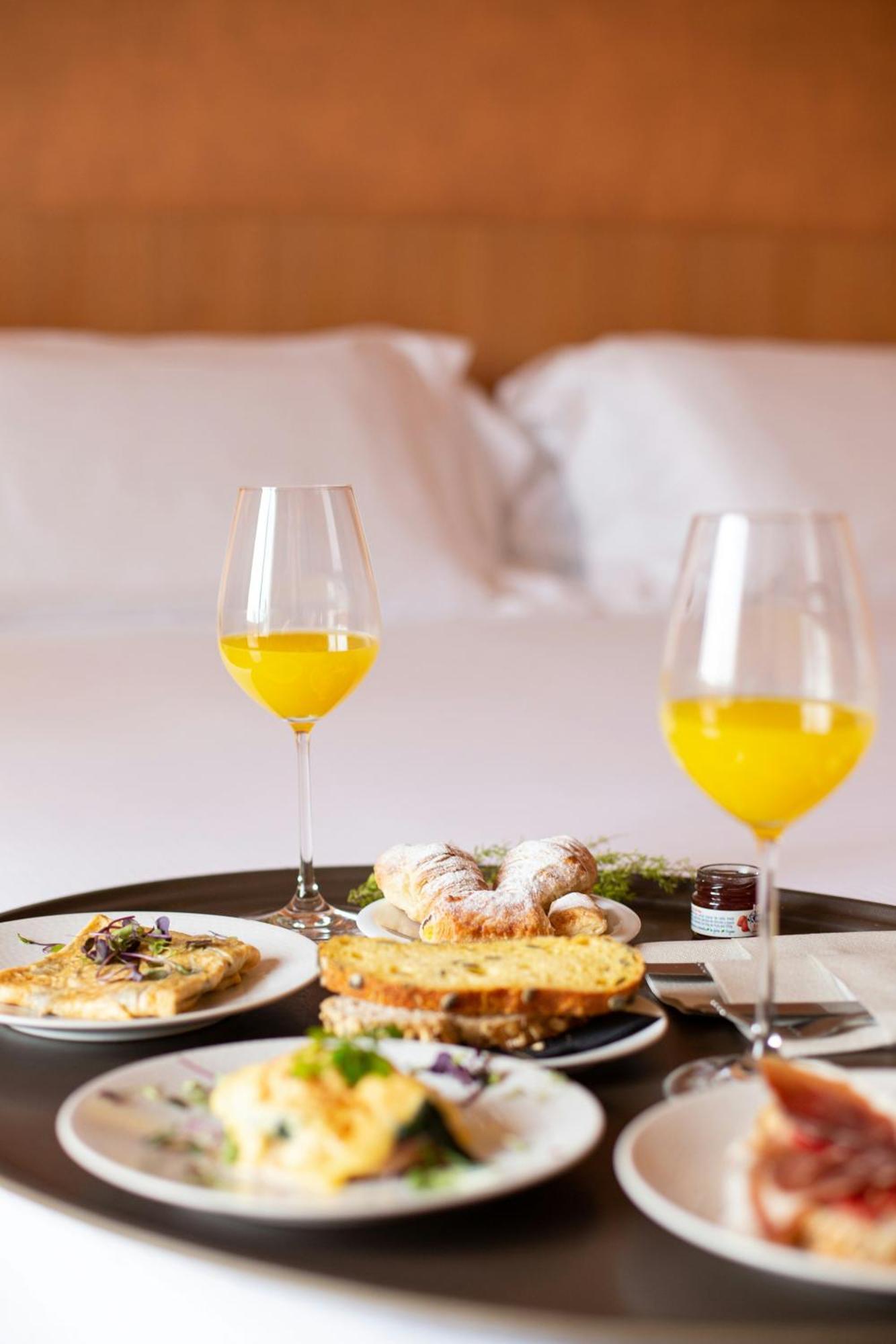 Hotel Ambience Plaza Jmd - Delhi Airport New Delhi Ngoại thất bức ảnh